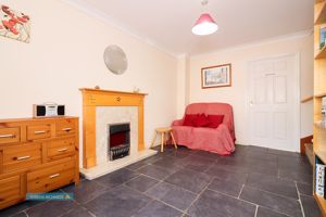 Sitting Room- click for photo gallery